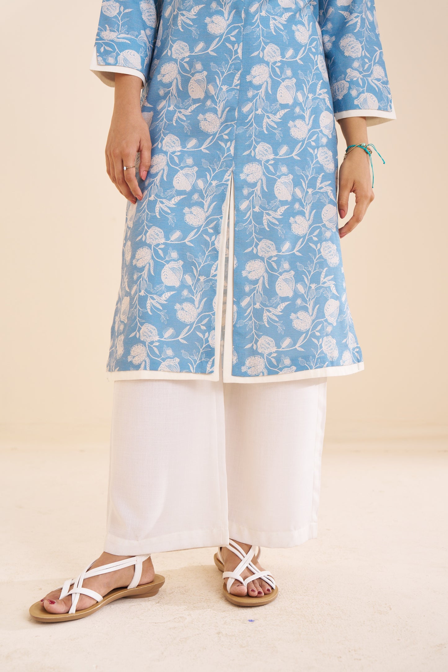 Premium Linen Blend Printed Kurta – Stylish & Comfortable
