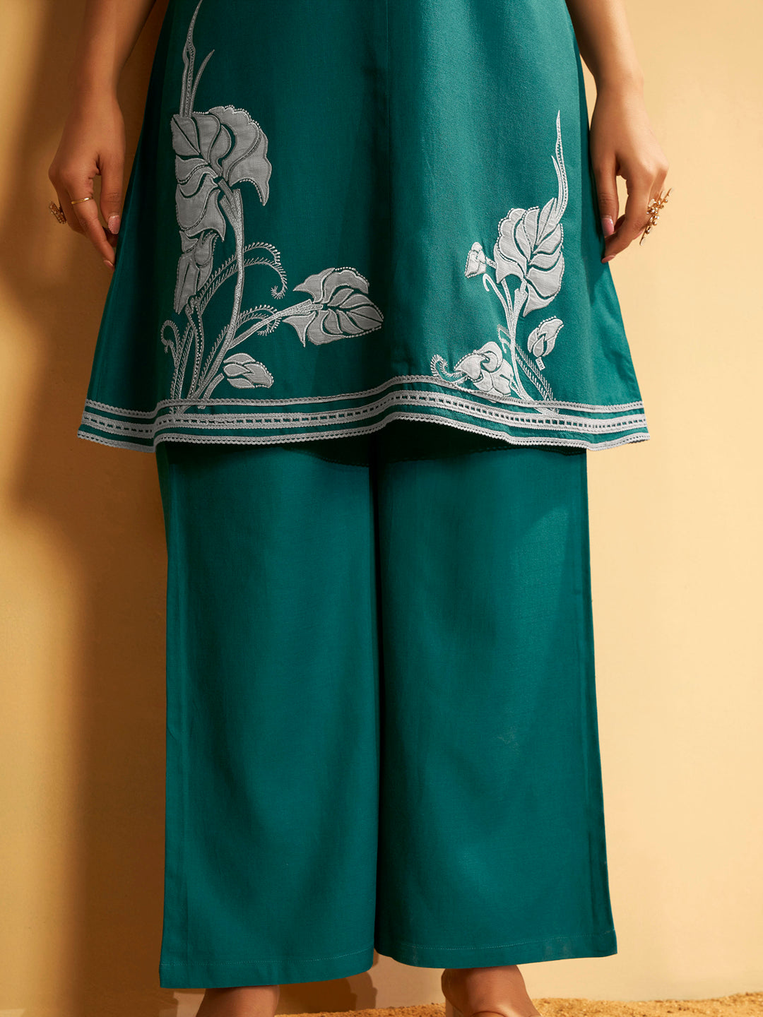 Emerald Green Floral Embroidered Cotton Kurta Set
