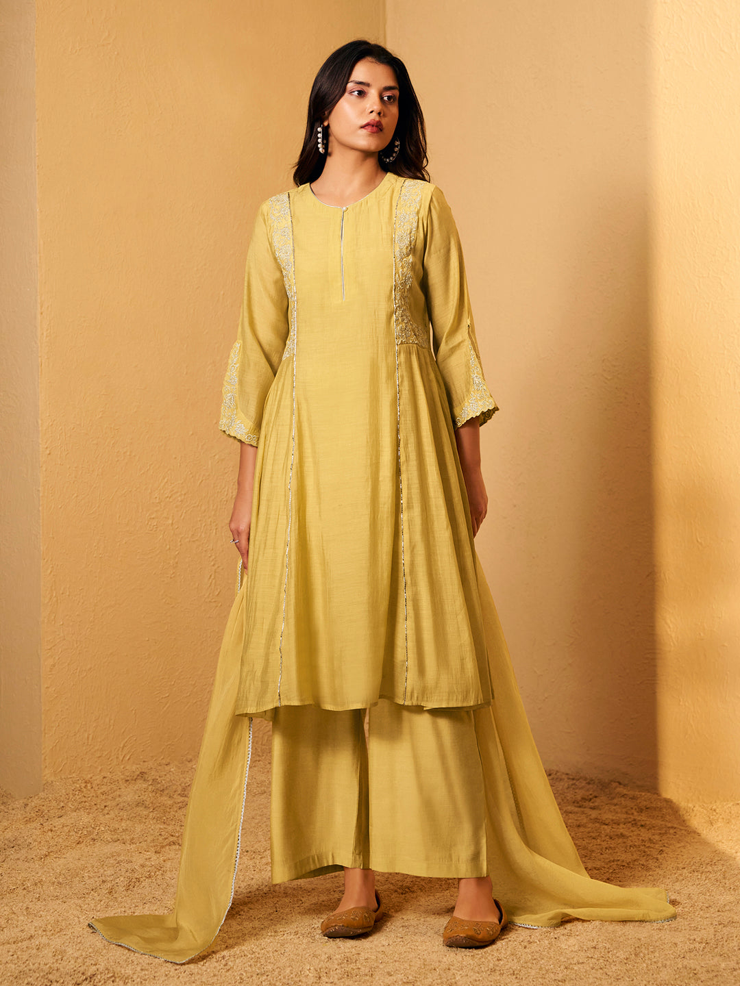 Golden Hour Chanderi Suit Set With Dupatta