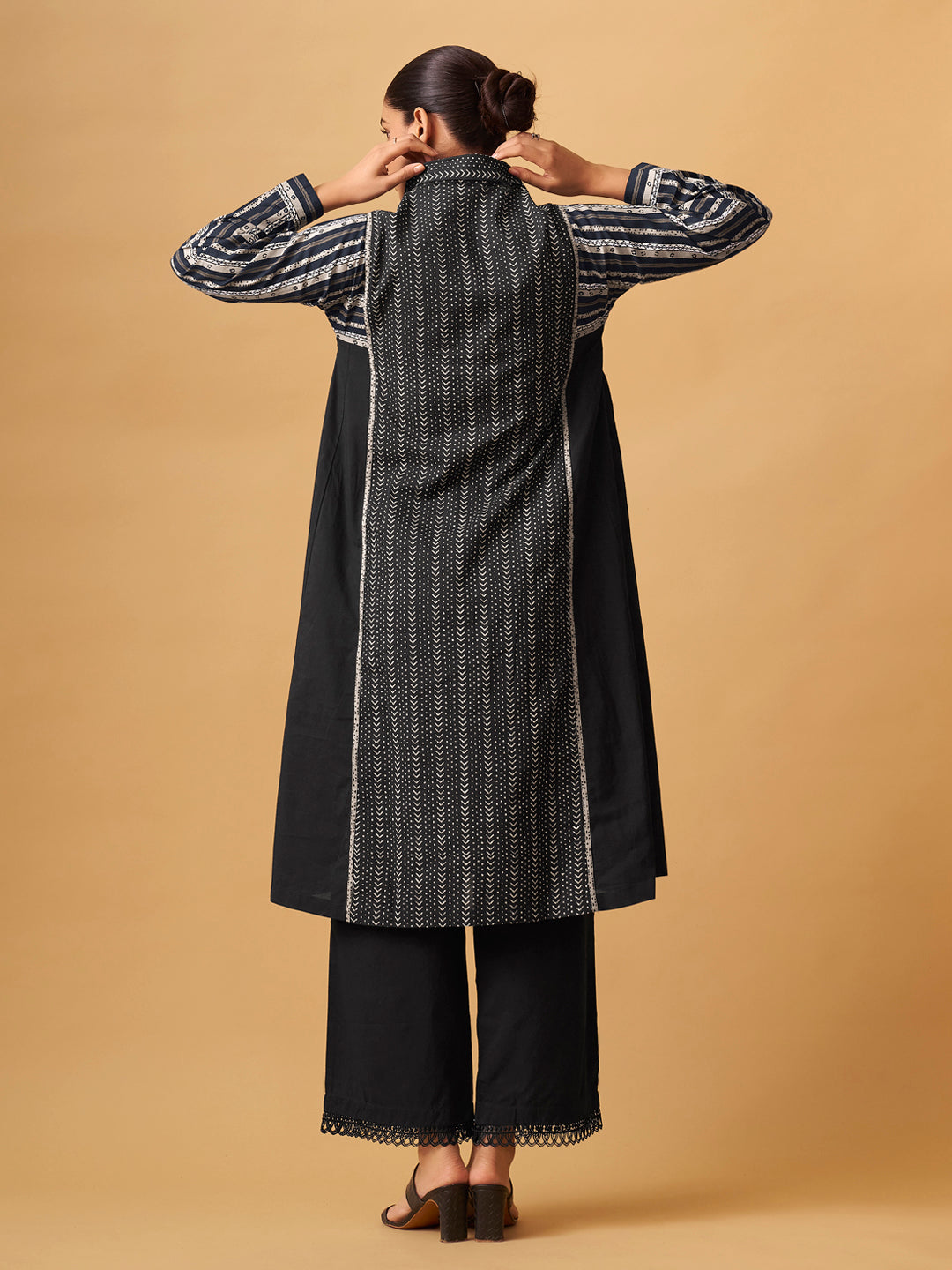 Classic Black Printed Cambric Kurta Set for Effortless Daywear