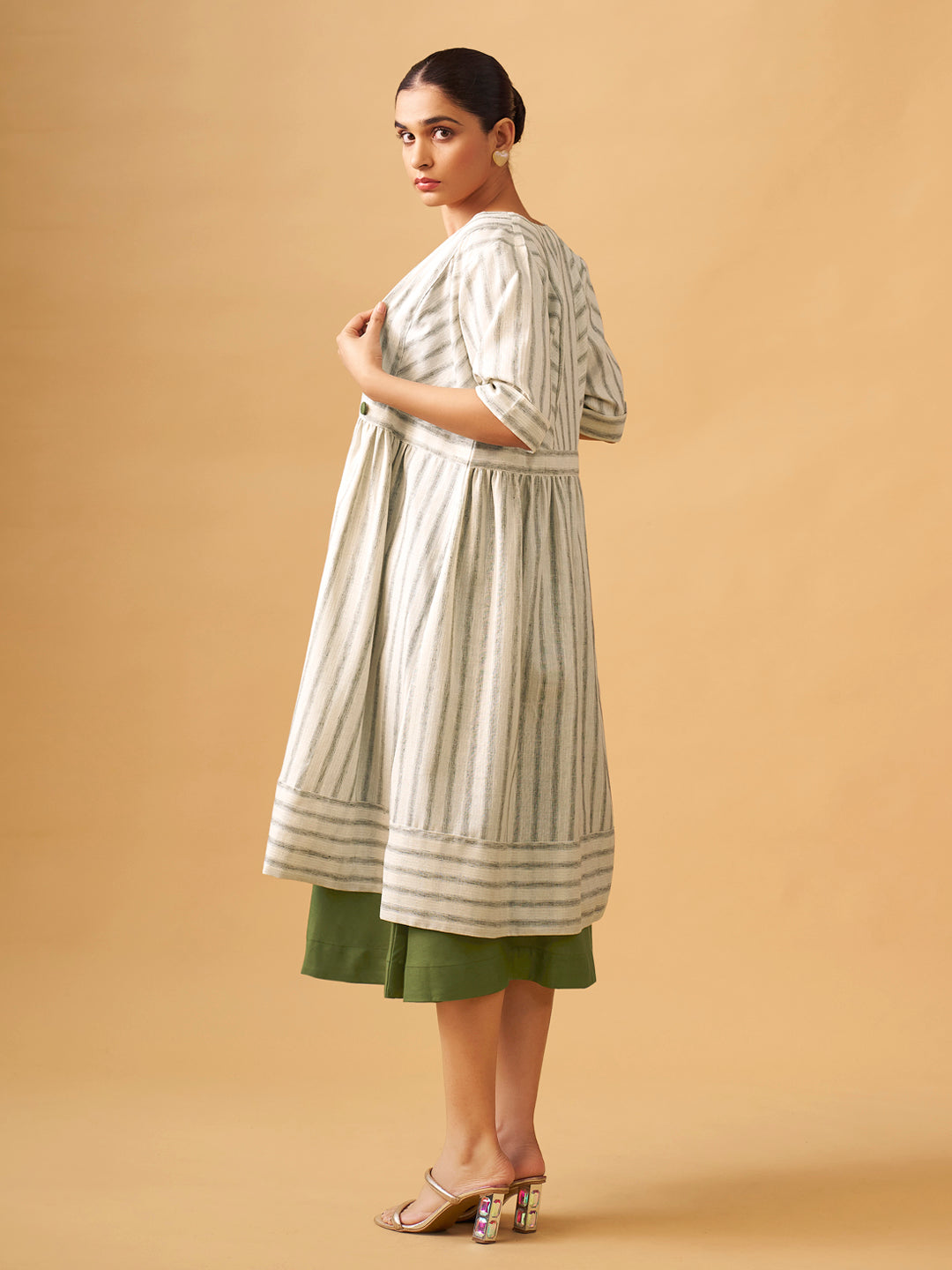 Effortless Cotton Linen Dress with Statement Jacket