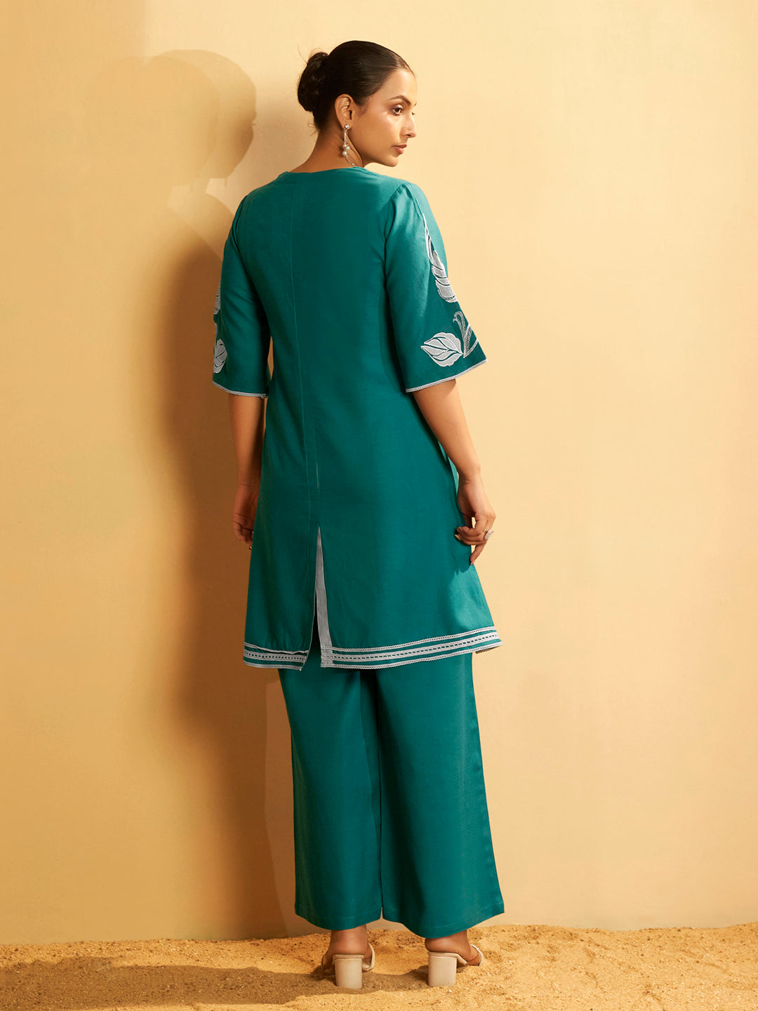 Emerald Green Floral Embroidered Cotton Kurta Set