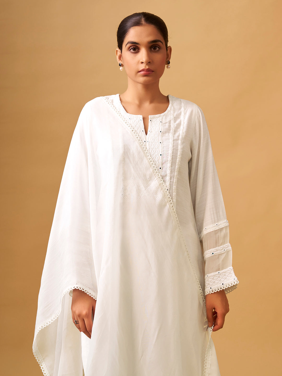 Classic White Viscose Blend Kurta Set with Organza Dupatta
