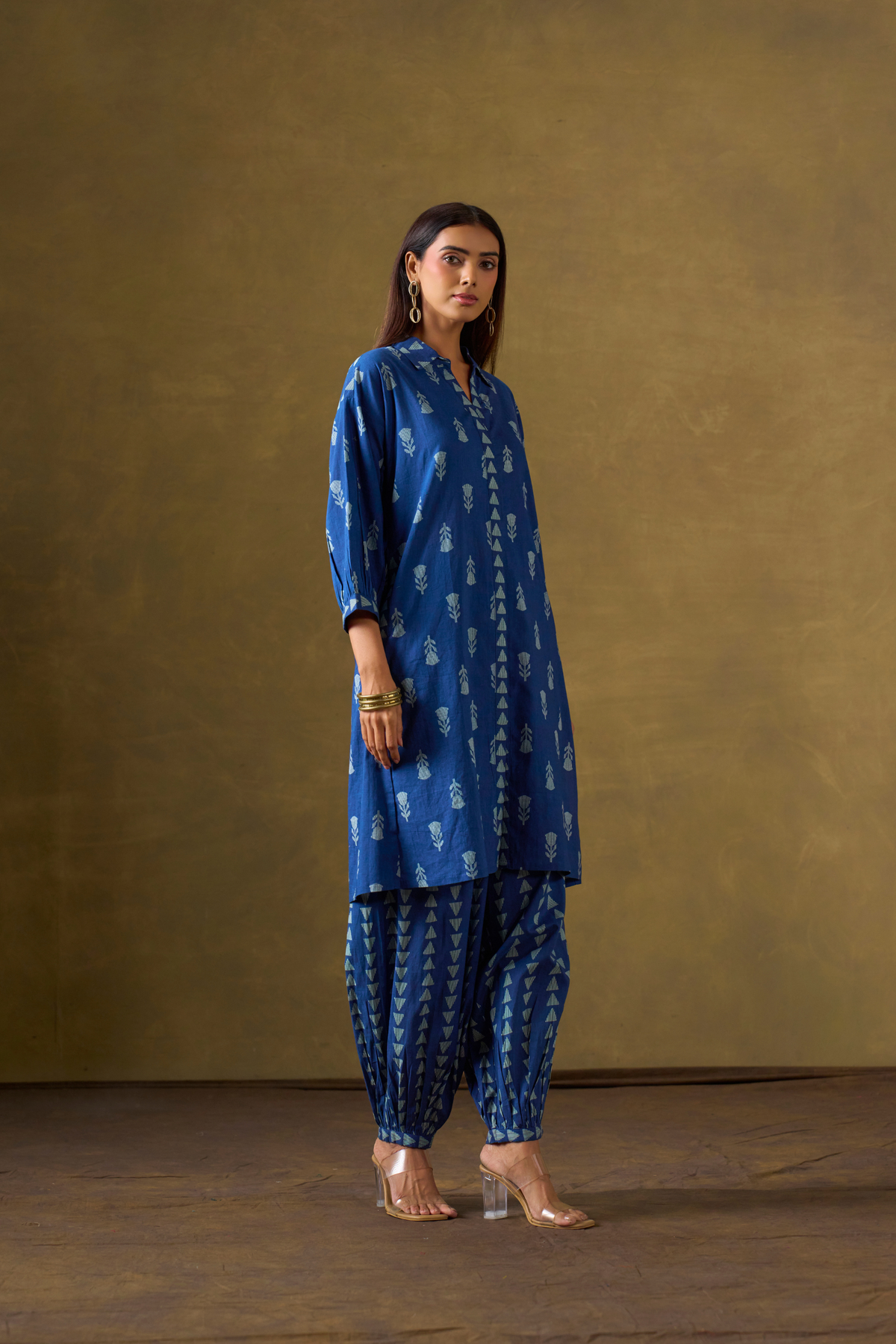 Indigo Printed Collared Kurta Set with Harem Pants