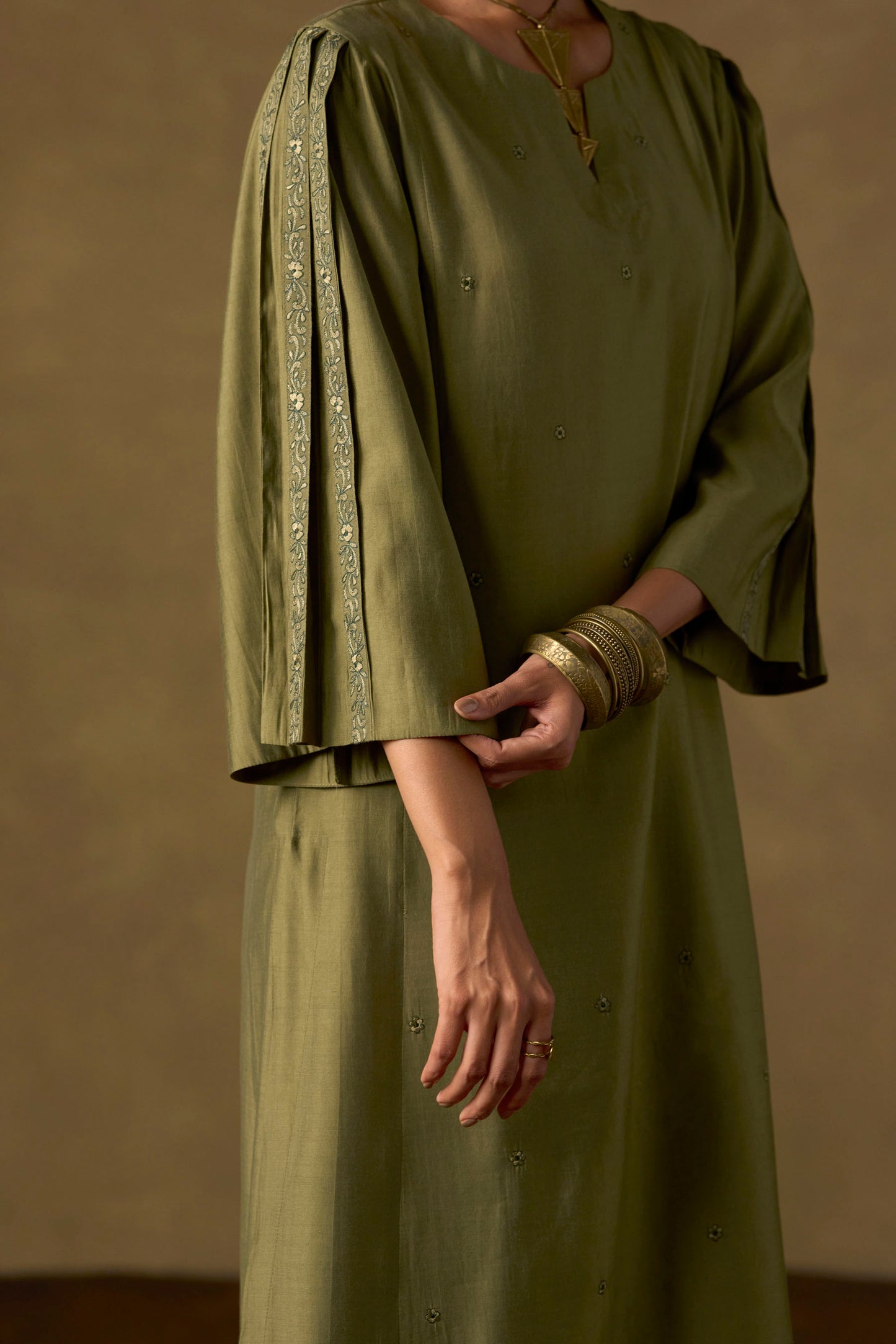 Moss Green Embroidered Kurta Set with Ombre Dupatta