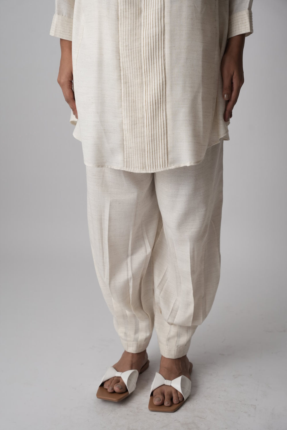 Off-White Pintuck Kurta Set