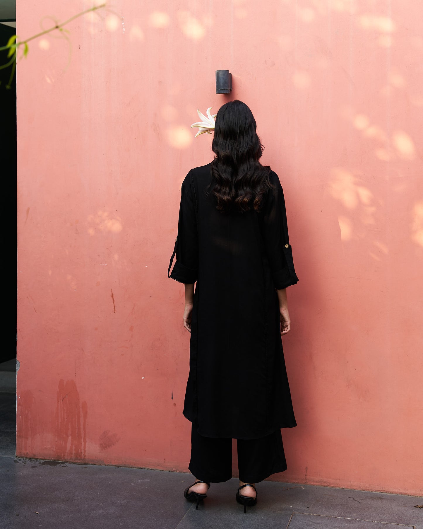 Midnight Flora V-Neck Kurta Set in Fluid Viscose