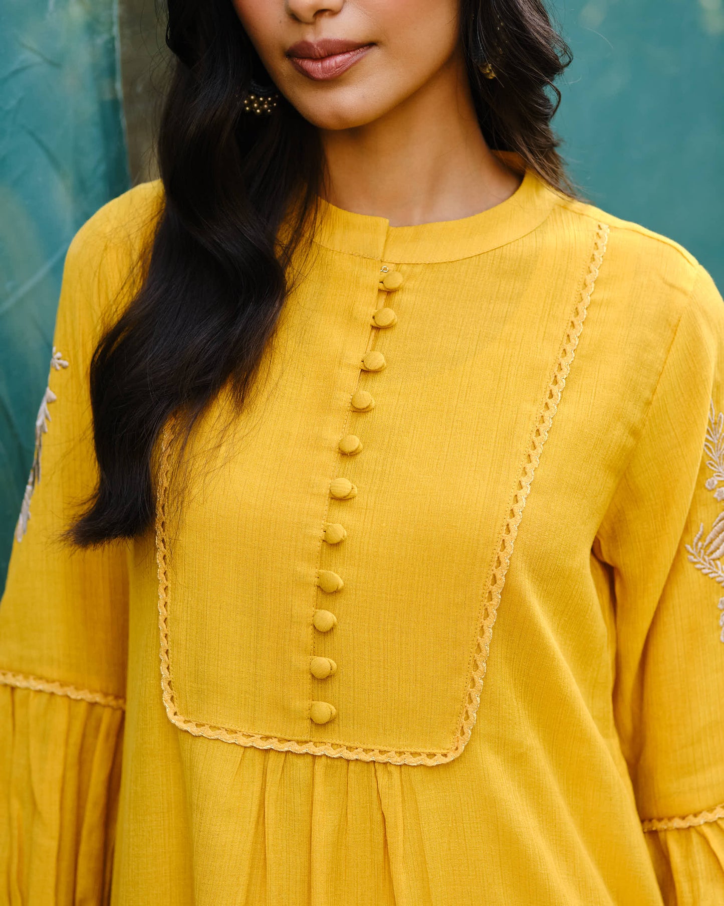 Elegant Mustard Viscose Blend Kurta Set with Organza Dupatta