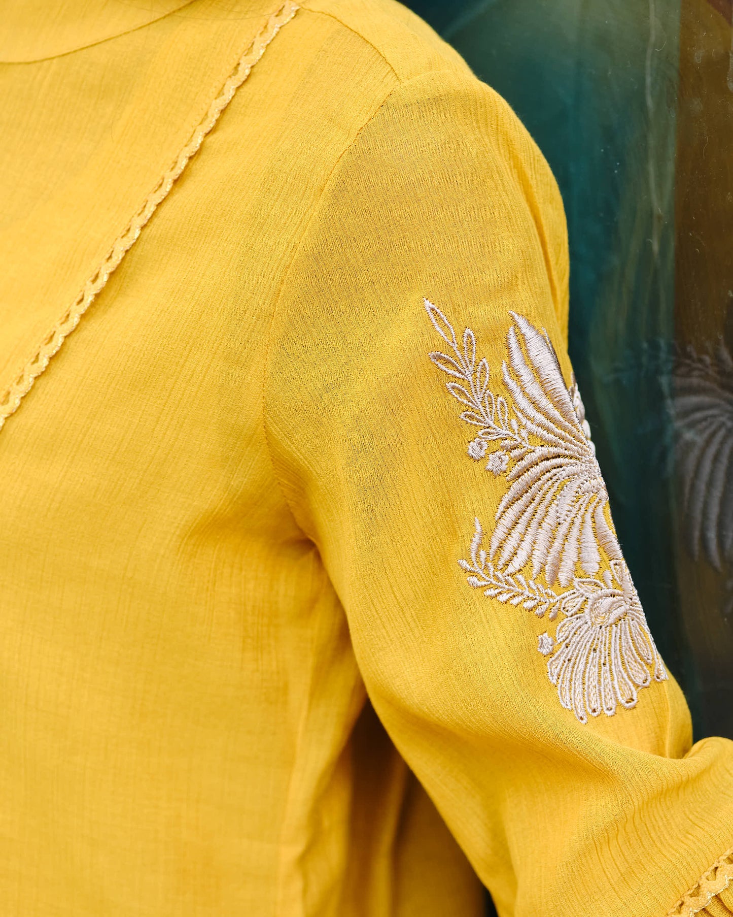 Elegant Mustard Viscose Blend Kurta Set with Organza Dupatta