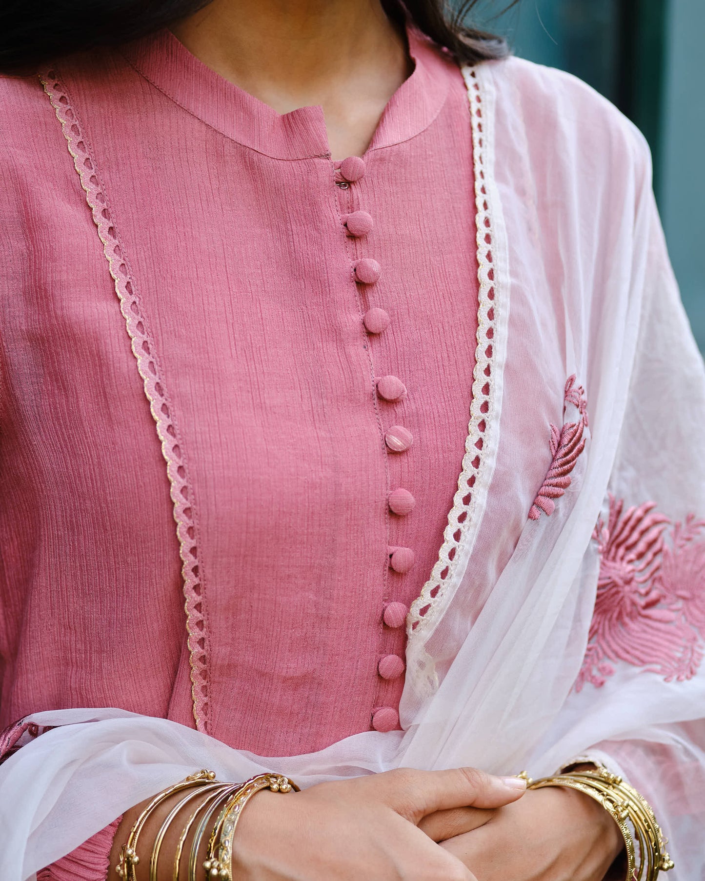 Elegant Pink Viscose Blend Kurta Set with Organza Dupatta