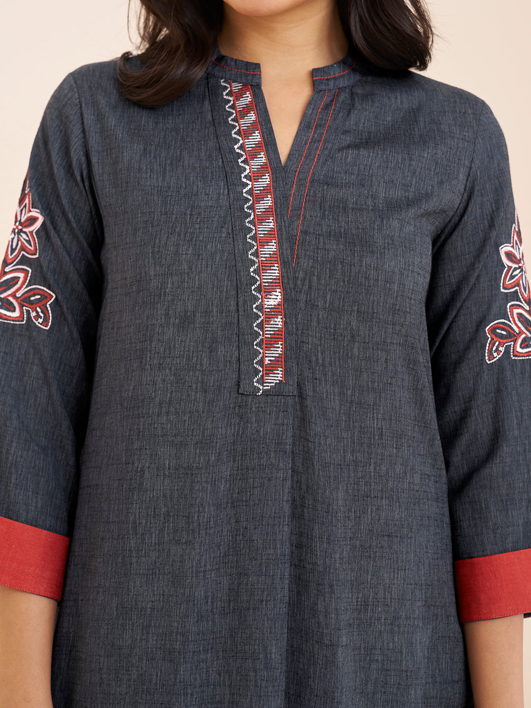 Elegant Grey Straight Kurta in Viscose Blend Fabric